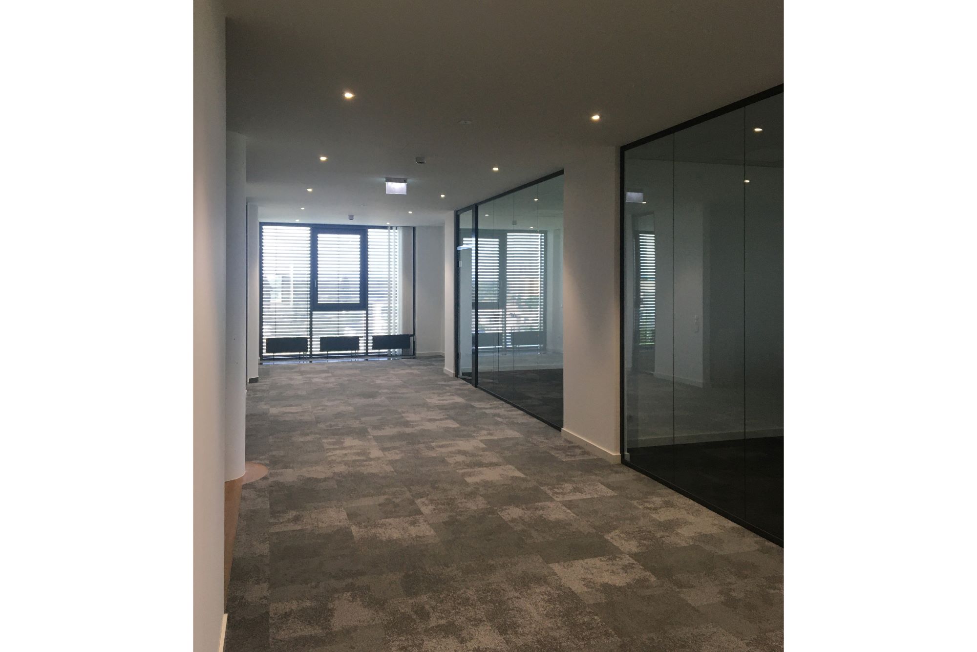 Fahr Architekt Hannover - Büroausbau Automobilindustrie <small>Laatzen</small>